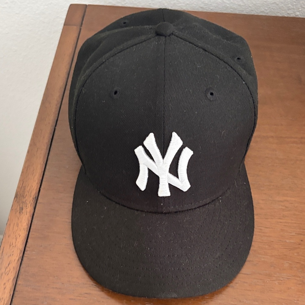 New York Yankees - 9Fifty Adjustable Cap - black